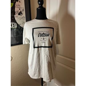 Volcom gray and black cotton t-shirt